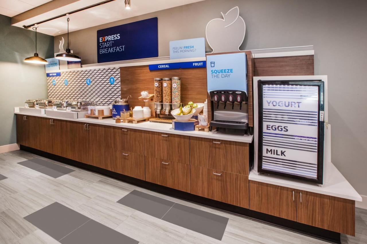 Holiday Inn Express & Suites - Grand Rapids South - Wyoming By Ihg Dış mekan fotoğraf