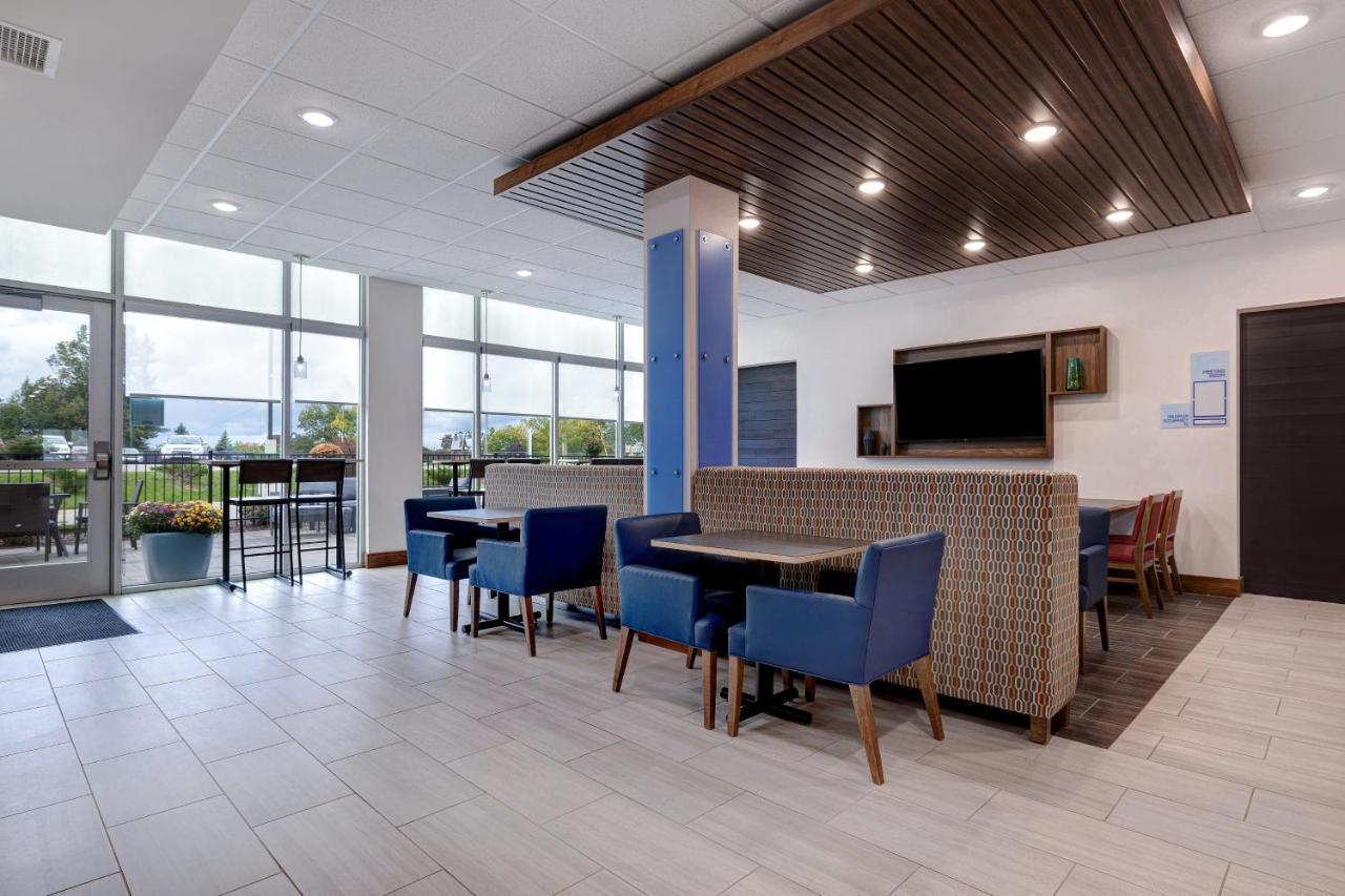 Holiday Inn Express & Suites - Grand Rapids South - Wyoming By Ihg Dış mekan fotoğraf