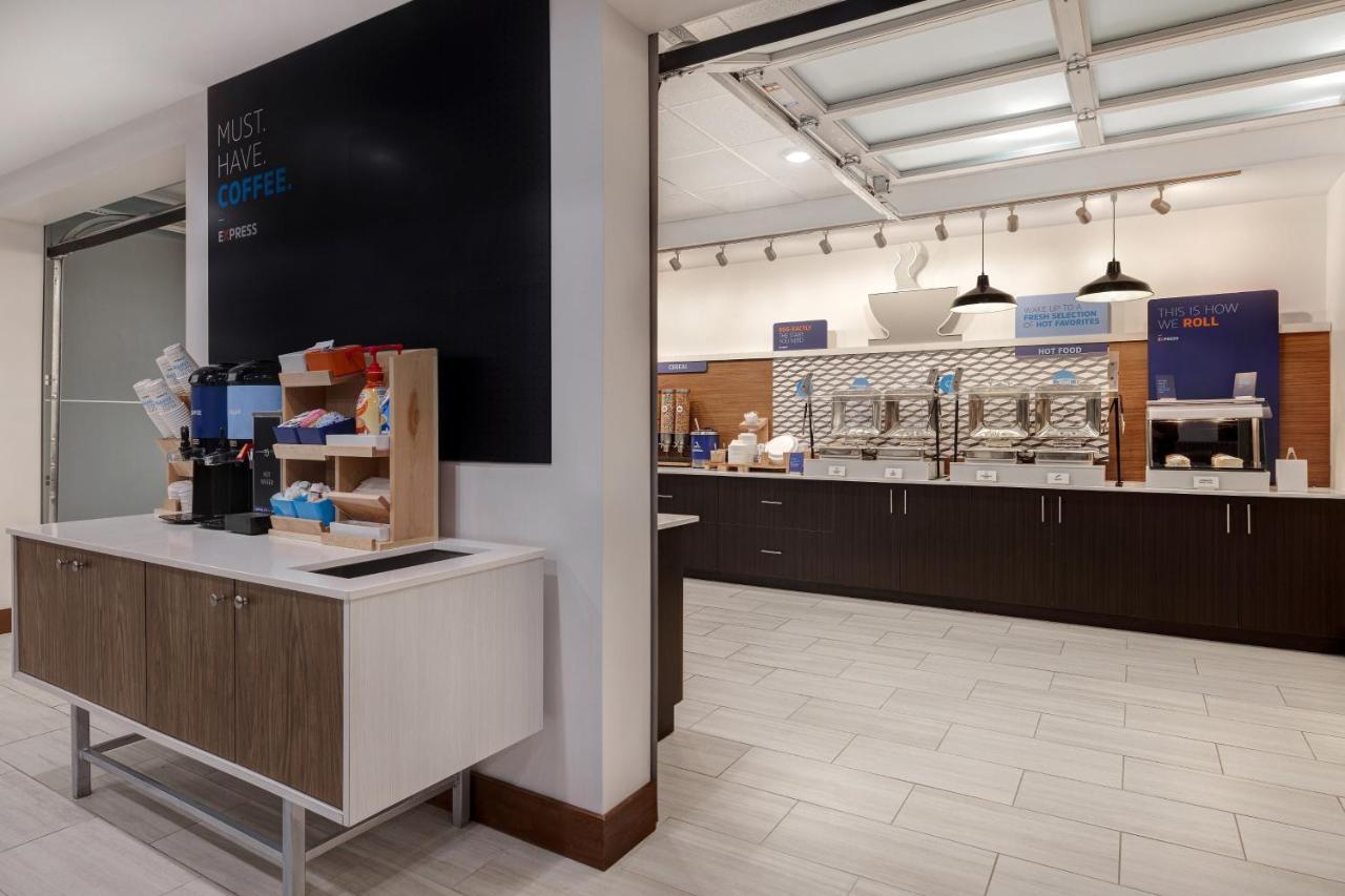 Holiday Inn Express & Suites - Grand Rapids South - Wyoming By Ihg Dış mekan fotoğraf