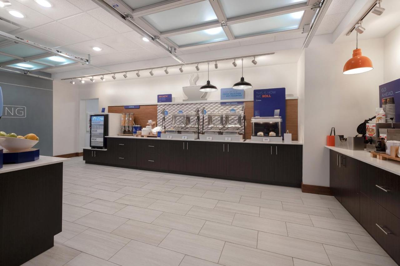 Holiday Inn Express & Suites - Grand Rapids South - Wyoming By Ihg Dış mekan fotoğraf